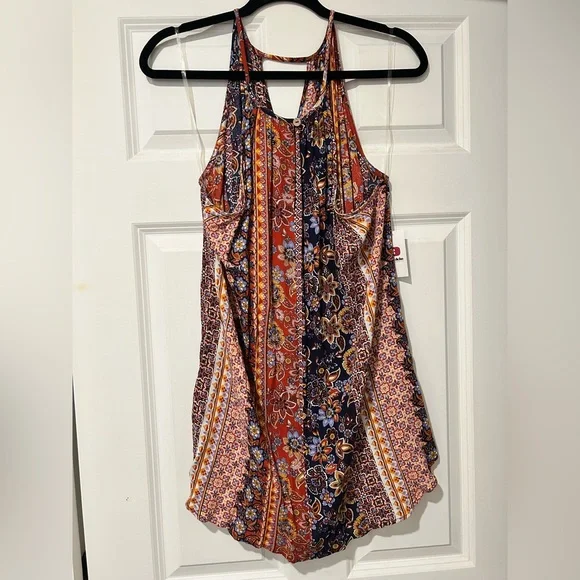 NWT Daytrip Buckle Floral Print Keyhole Tank Top - Picture 4 of 15